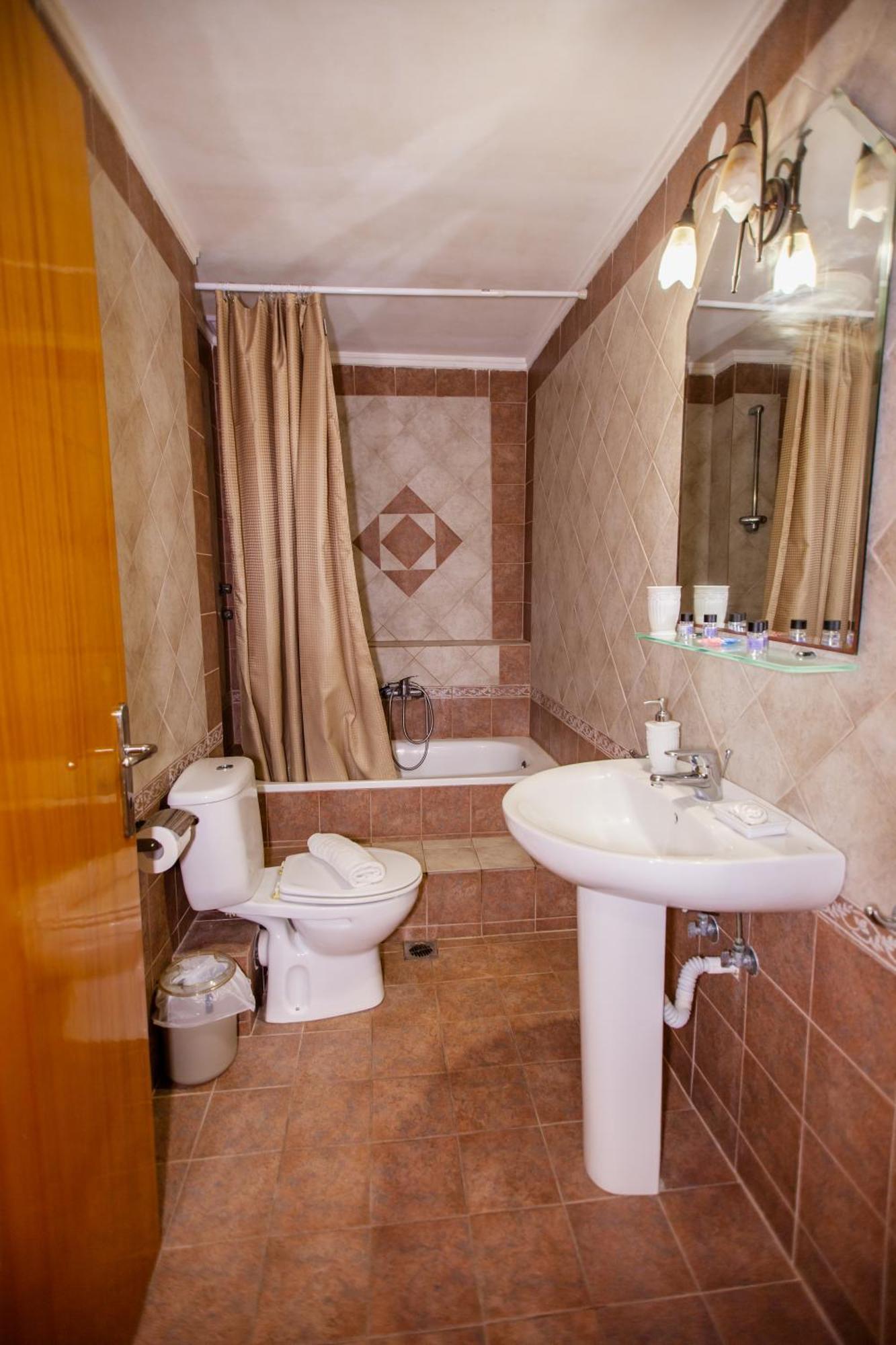 Xenia Palace Luxury Apartments Vrasná エクステリア 写真